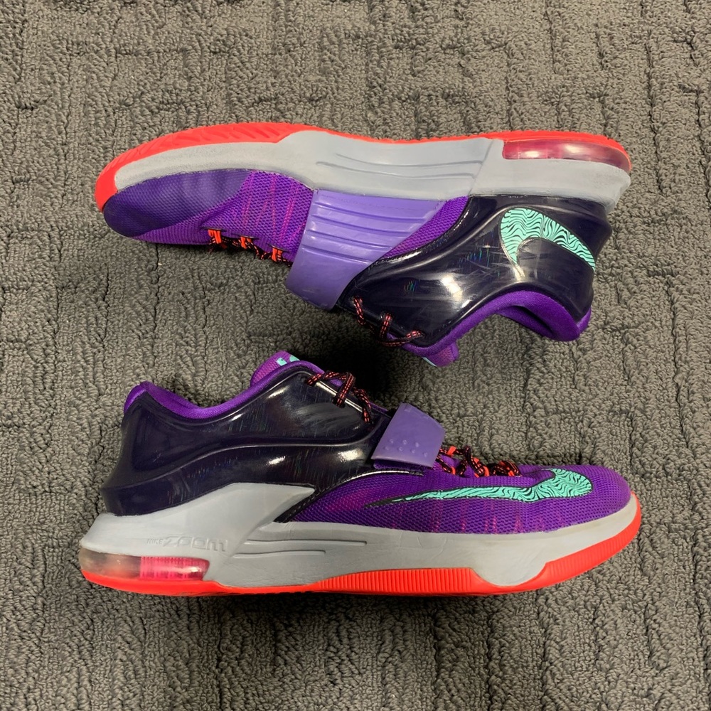 KD 7 Lightning